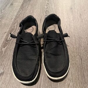 Hey Dude women’s Black Casual Shoes